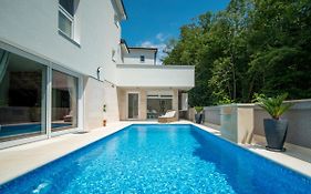Holiday Home Andela By Interhome